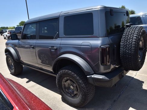 Used 2025 Ford Bronco Badlands AWD/4WD image 9