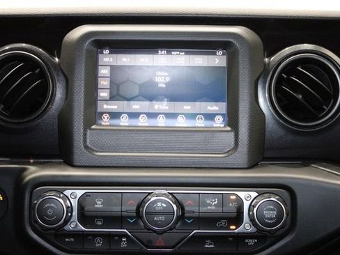 Used 2021 Jeep Wrangler Unlimited Sport AWD/4WD image 29