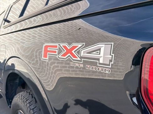 Used 2021 Ford F150 Lariat w/ Max Trailer Tow Package image 13