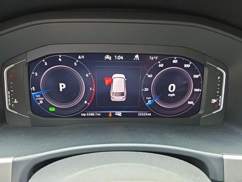 Used 2023 Volkswagen Atlas SEL Premium image 12