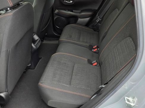 Used 2024 Honda HR-V Sport image 12