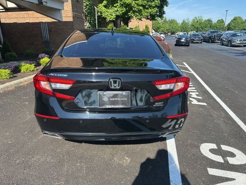 Used 2022 Honda Accord Touring image 6