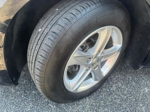 Used 2020 Chevrolet Malibu LS FWD image 42