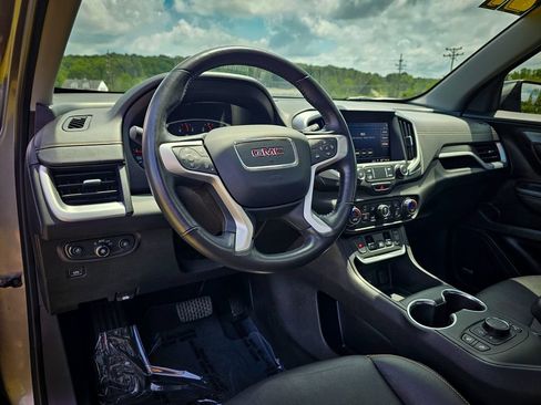Used 2021 GMC Terrain SLT w/ Infotainment Package II AWD/4WD image 16