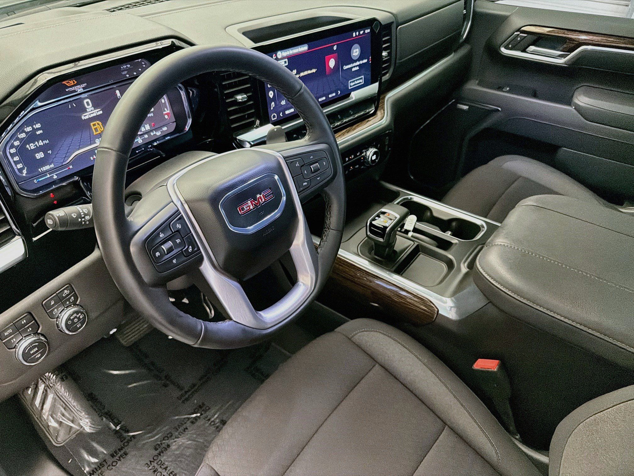 Used 2025 GMC Sierra 1500 Elevation w/ Preferred Package AWD/4WD image 7
