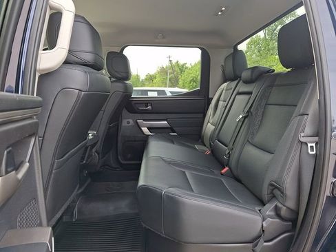 Used 2022 Toyota Tundra SR5 w/ SR5 Premium Package RWD image 12