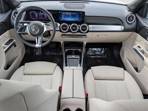 Certified 2025 Mercedes-Benz GLB 250 GLB 250 image 17
