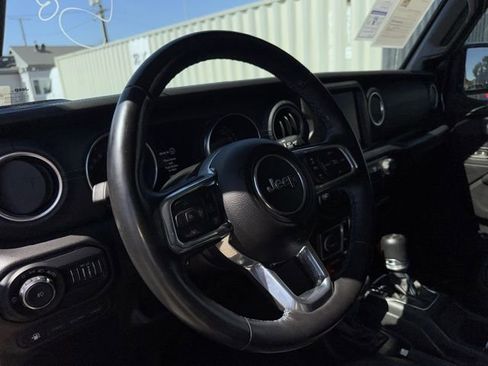 Used 2022 Jeep Wrangler Unlimited Rubicon 4xe w/ Steel Bumper Group AWD/4WD image 10