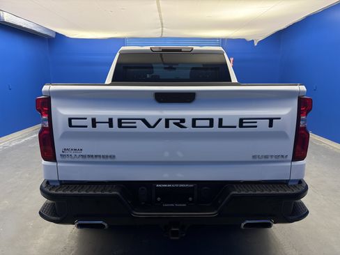 Used 2019 Chevrolet Silverado 1500 Custom Trail Boss w/ Custom Convenience Package image 6