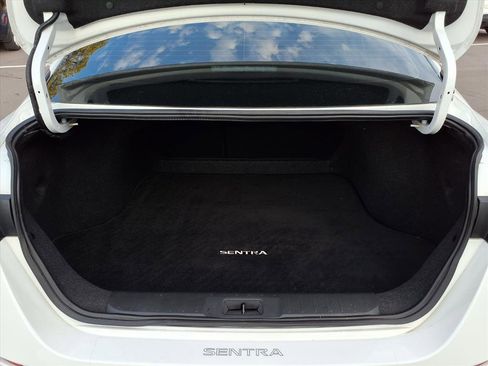 Used 2024 Nissan Sentra S image 25