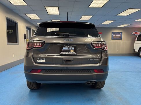 Used 2022 Jeep Compass Limited image 7