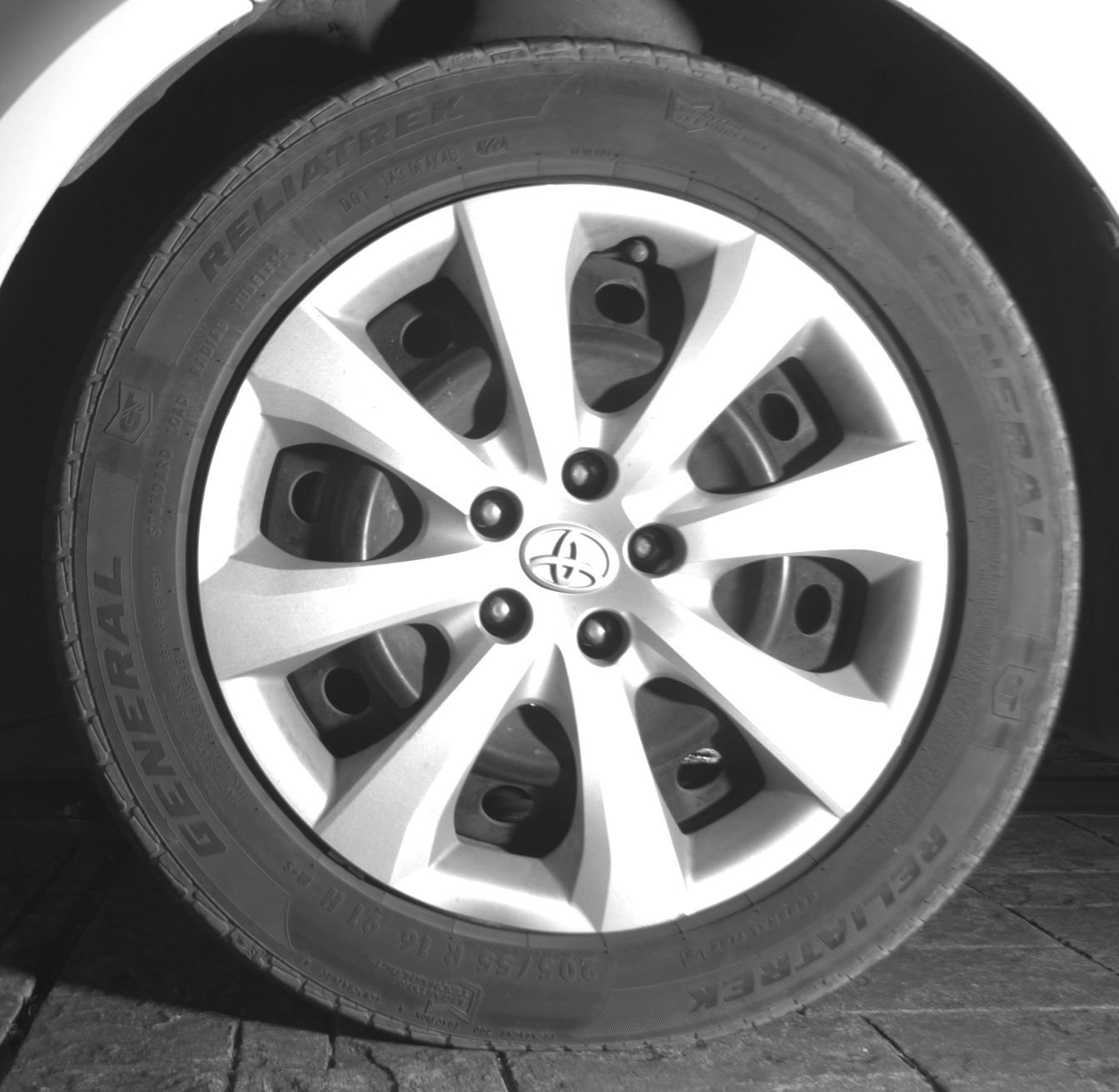 Used 2024 Toyota Corolla LE FWD image 26