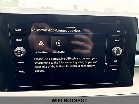 Used 2025 Volkswagen Taos SE w/ Panoramic Sunroof Package image 27