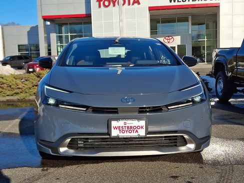 New 2026 Toyota Prius Plug-In Hybrid image 2