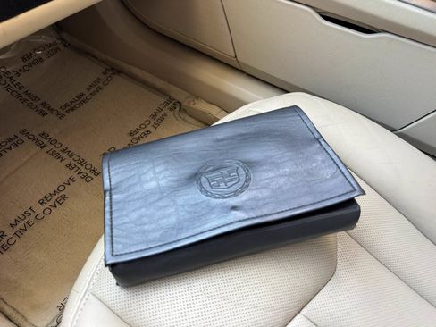 Used 2009 Cadillac XLR RWD image 29