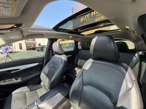 Used 2019 INFINITI QX50 Essential w/ Premium Heat Package FWD image 28