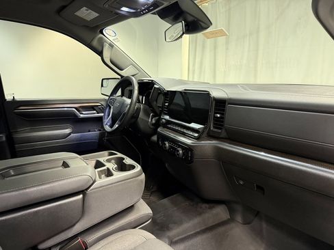 Used 2024 Chevrolet Silverado 1500 RST w/ Z71 Off-Road Package image 15