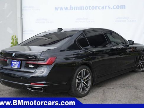 Used 2020 BMW 750i xDrive w/ Cold Weather Package AWD/4WD image 3