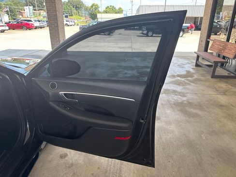 Used 2024 Hyundai Sonata SEL w/ Convenience Package FWD image 17