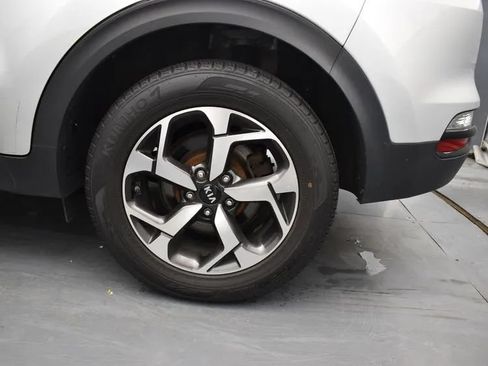 Used 2020 Kia Sportage LX w/ LX Popular Package AWD/4WD image 34