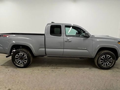 Used 2021 Toyota Tacoma TRD Sport image 7