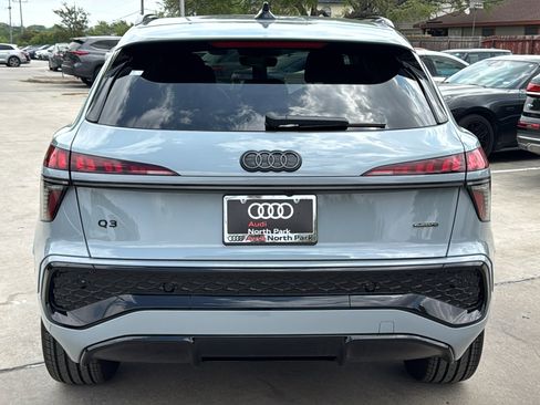 New 2026 Audi Q3 quattro 2.0T image 6