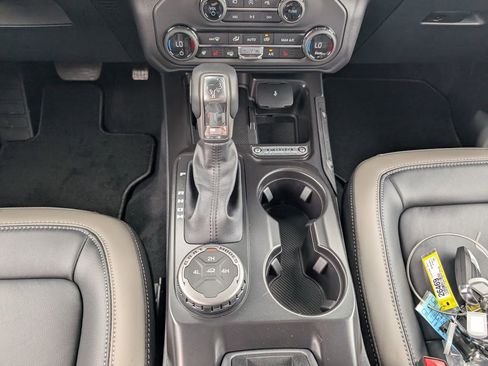 New 2026 Ford Bronco Outer Banks AWD/4WD image 16