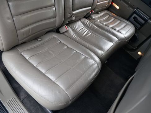 Used 2004 HUMMER H2 w/ Preferred Equipment Group AWD/4WD image 15