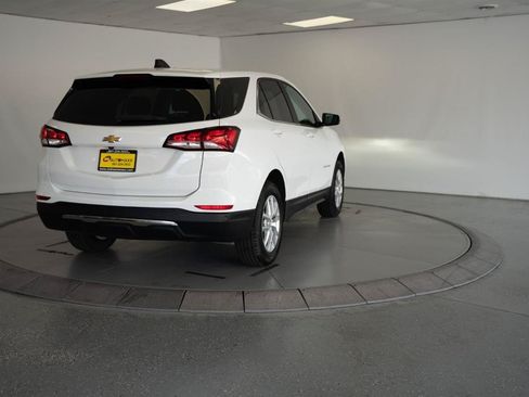 Used 2022 Chevrolet Equinox LT AWD/4WD image 8