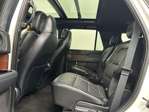 Certified 2022 Lincoln Navigator Reserve image 20