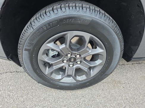 Used 2024 Ford Maverick XLT w/ XLT Luxury Package image 11