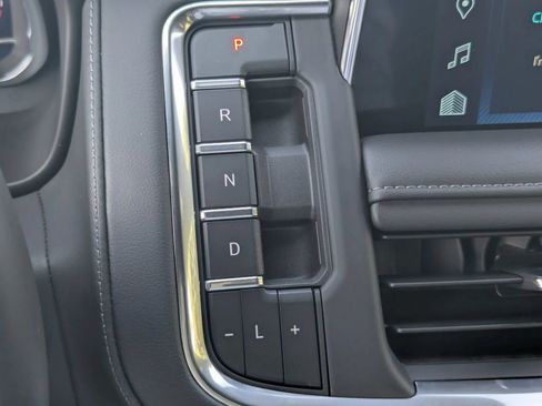 Used 2024 Chevrolet Tahoe LT AWD/4WD image 28