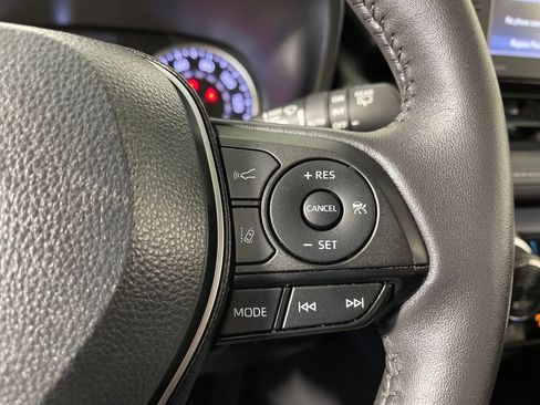 Certified 2022 Toyota RAV4 XLE w/ Convenience Package image 27