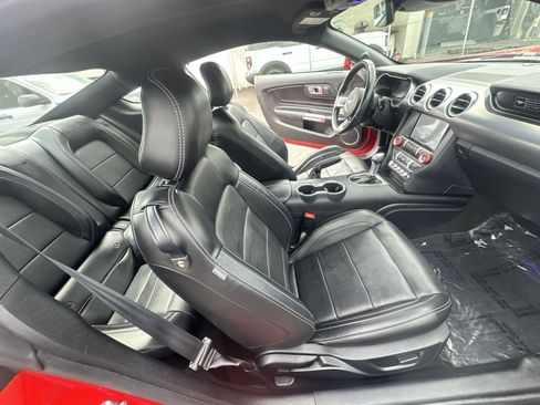 Used 2020 Ford Mustang GT Premium w/ Equipment Group 401A RWD image 34