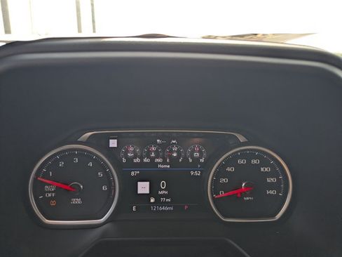 Used 2021 Chevrolet Tahoe Premier w/ Premium Package RWD image 9
