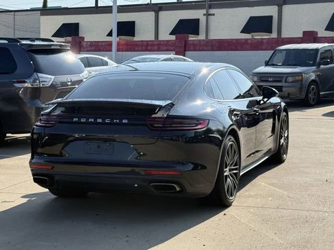 Used 2017 Porsche Panamera 4 AWD/4WD image 4
