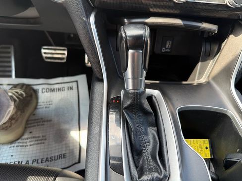 Used 2019 Honda Accord Sport image 25