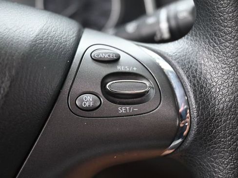 Used 2019 Nissan Murano S image 16