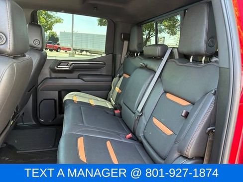 Used 2025 GMC Sierra 1500 AT4 w/ AT4 Premium Package AWD/4WD image 12