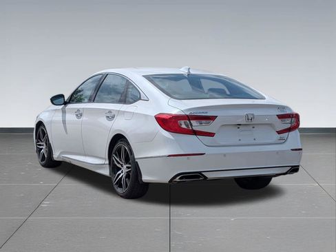 Used 2021 Honda Accord Touring image 3