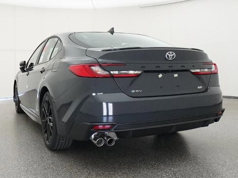 New 2026 Toyota Camry SE FWD image 22
