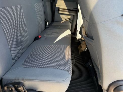 Used 2016 Ford F250 XLT w/ XLT Interior Package image 24