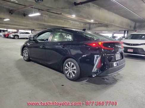 Certified 2021 Toyota Prius Prime Limited image 6