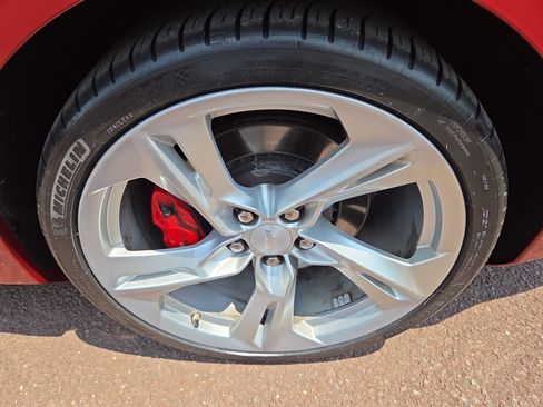 Used 2020 Chevrolet Camaro SS RWD image 15