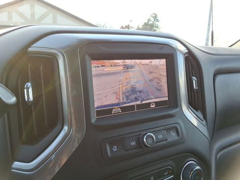 Certified 2025 Chevrolet Silverado 2500 Custom w/ Custom Value Package image 32