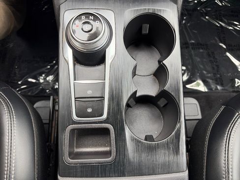 Used 2023 Ford Escape Platinum AWD/4WD image 19
