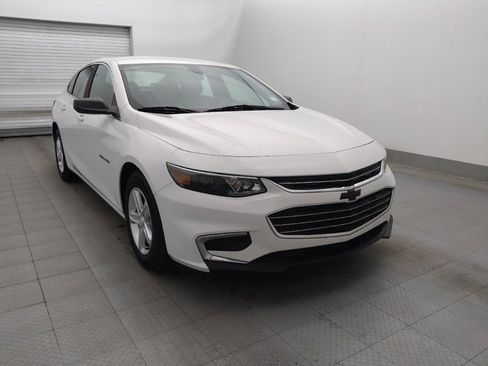 Used 2018 Chevrolet Malibu LS image 13