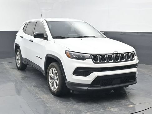 Used 2025 Jeep Compass Sport AWD/4WD image 1