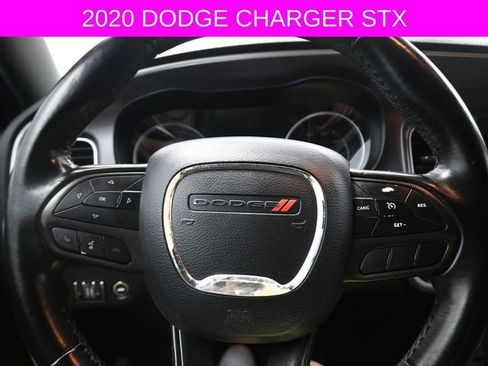 Used 2020 Dodge Charger SXT RWD image 12