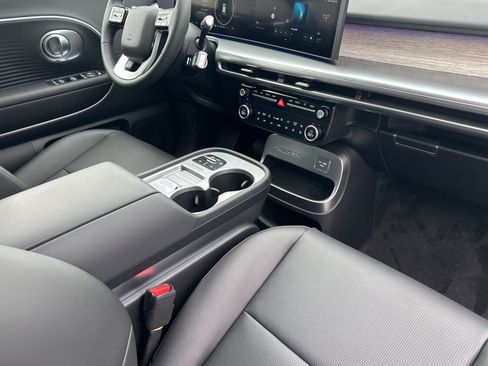 New 2026 Hyundai Ioniq 9 SEL w/ Tow & Go Package image 17